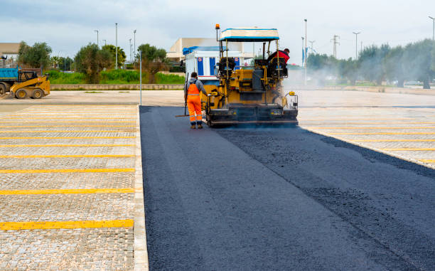 Best Driveway Pavers Near Me  in South Hutchinson, KS